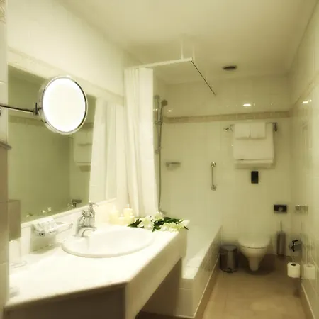Afkos Grammos Hotel 4*