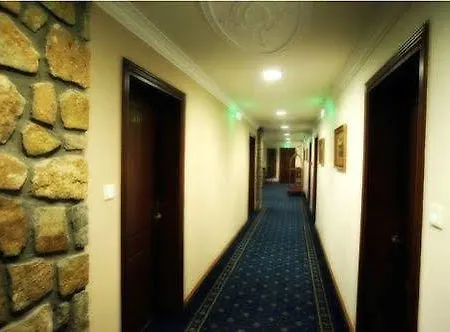 Afkos Grammos Hotel