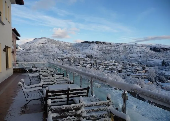 Afkos Grammos Ξενοδοχείο 4*